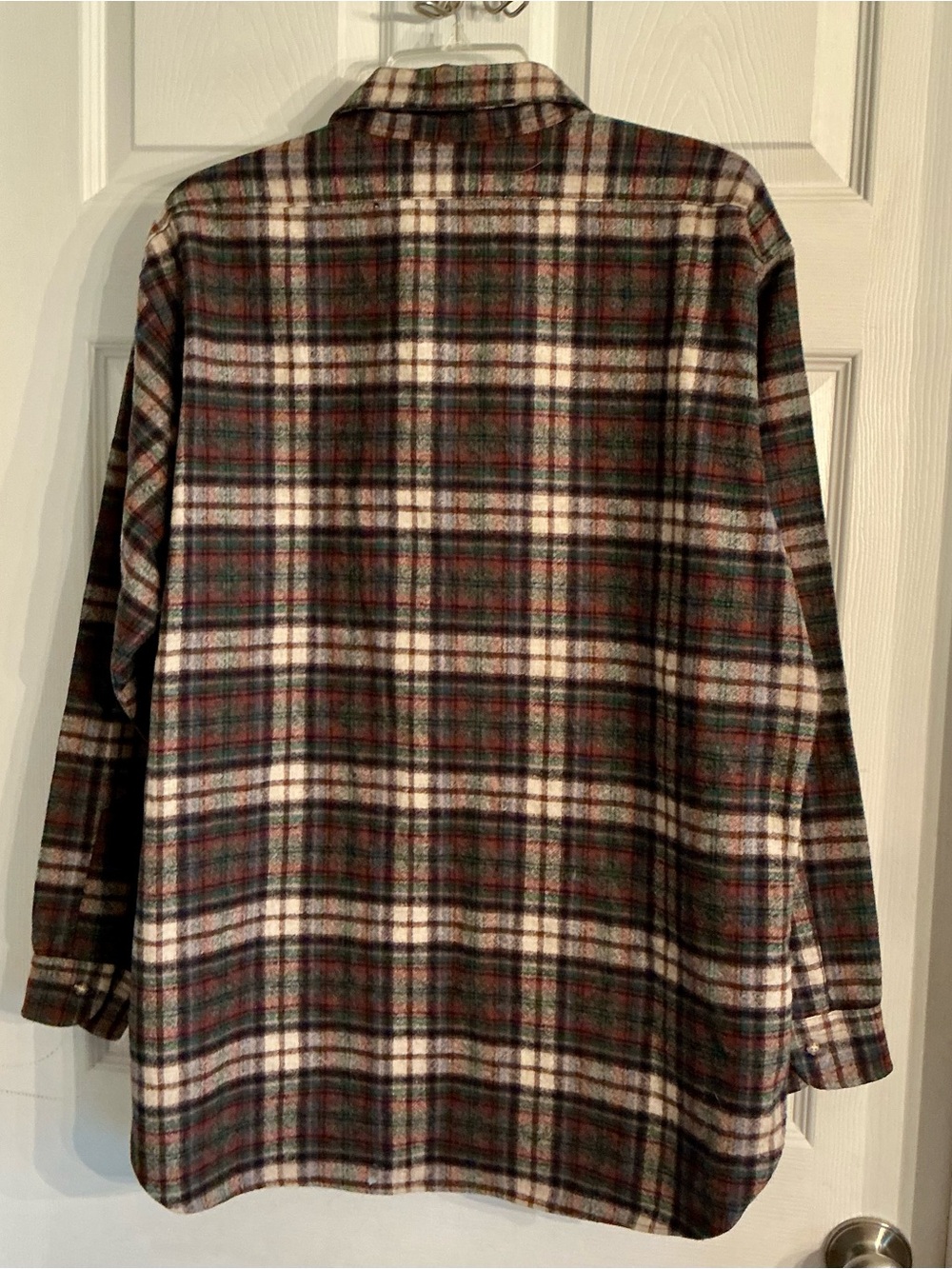 Vintage Pendleton Wool Plaid Flannel Shirt 100% Virgin Wool USA XL - Picture 3 of 4